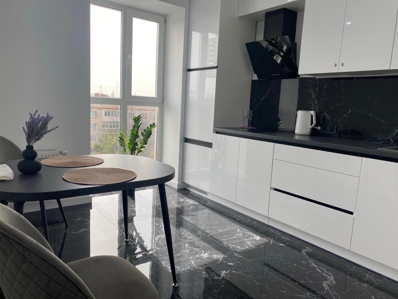 ריבנה Віп Апартаменти В Районі Автовокзалужк Great House,Жк Арена,Поблизу Обласноі Лікарні מראה חיצוני תמונה